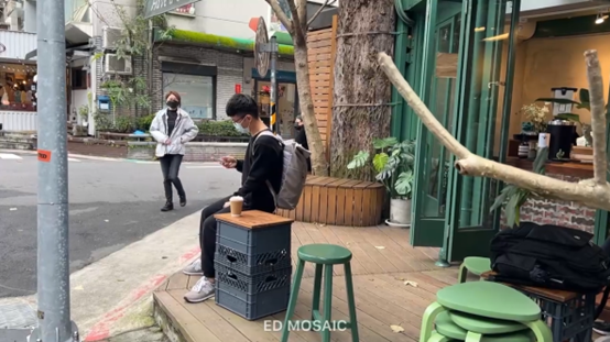 ED-Mosaic-女友負氣出走在路邊隨便抓男大生回飯店愛愛，不料男友回來了-無碼性愛影片46分鐘-台灣-av8d