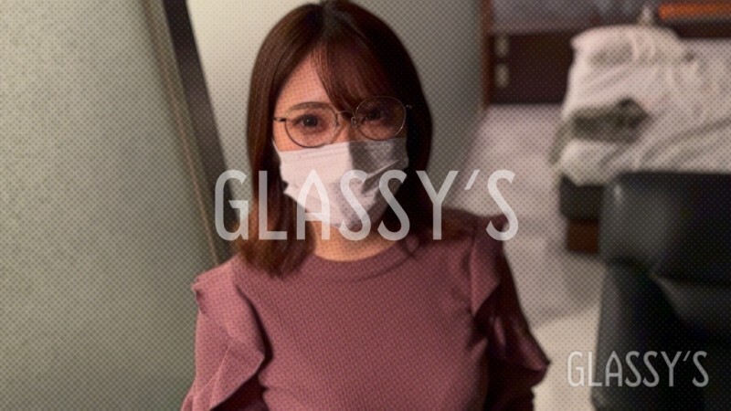 FC2-PPV-4623177 #10 日本眼鏡巨乳美女連續口爆射│GLASSY’S-av8d